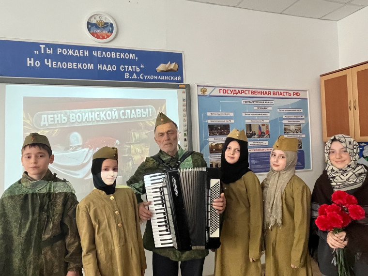 ГЛАЗАМИ ГОРОДА-ГЕРОЯ.